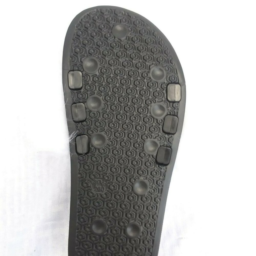 White Faux Fur Slides/Slippers/With Chain - Picture 4 of 6